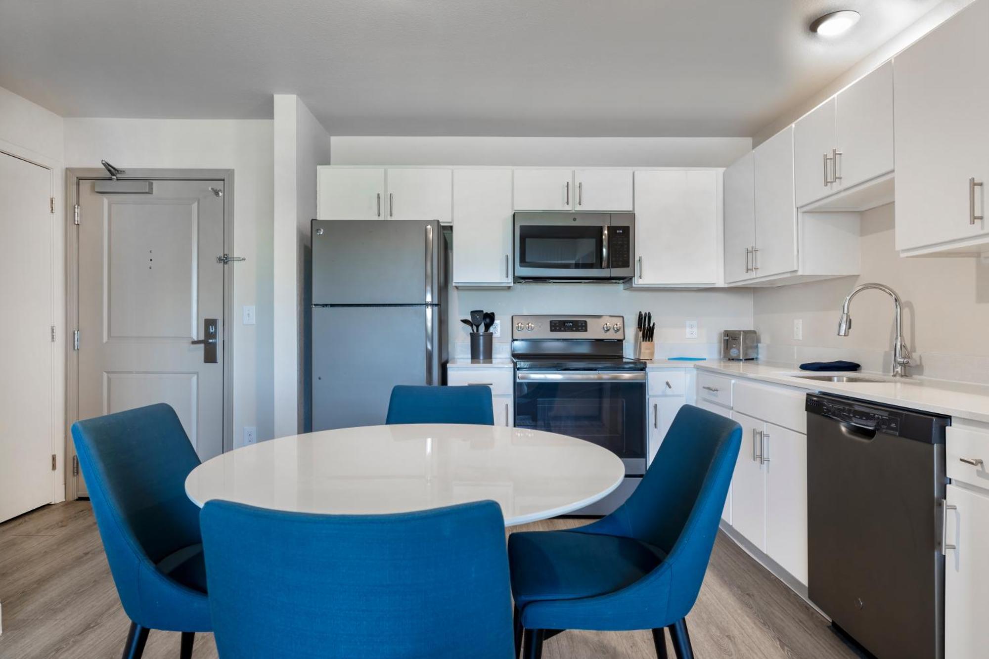 Soka Suites Dallas - Las Colinas Ървинг Екстериор снимка