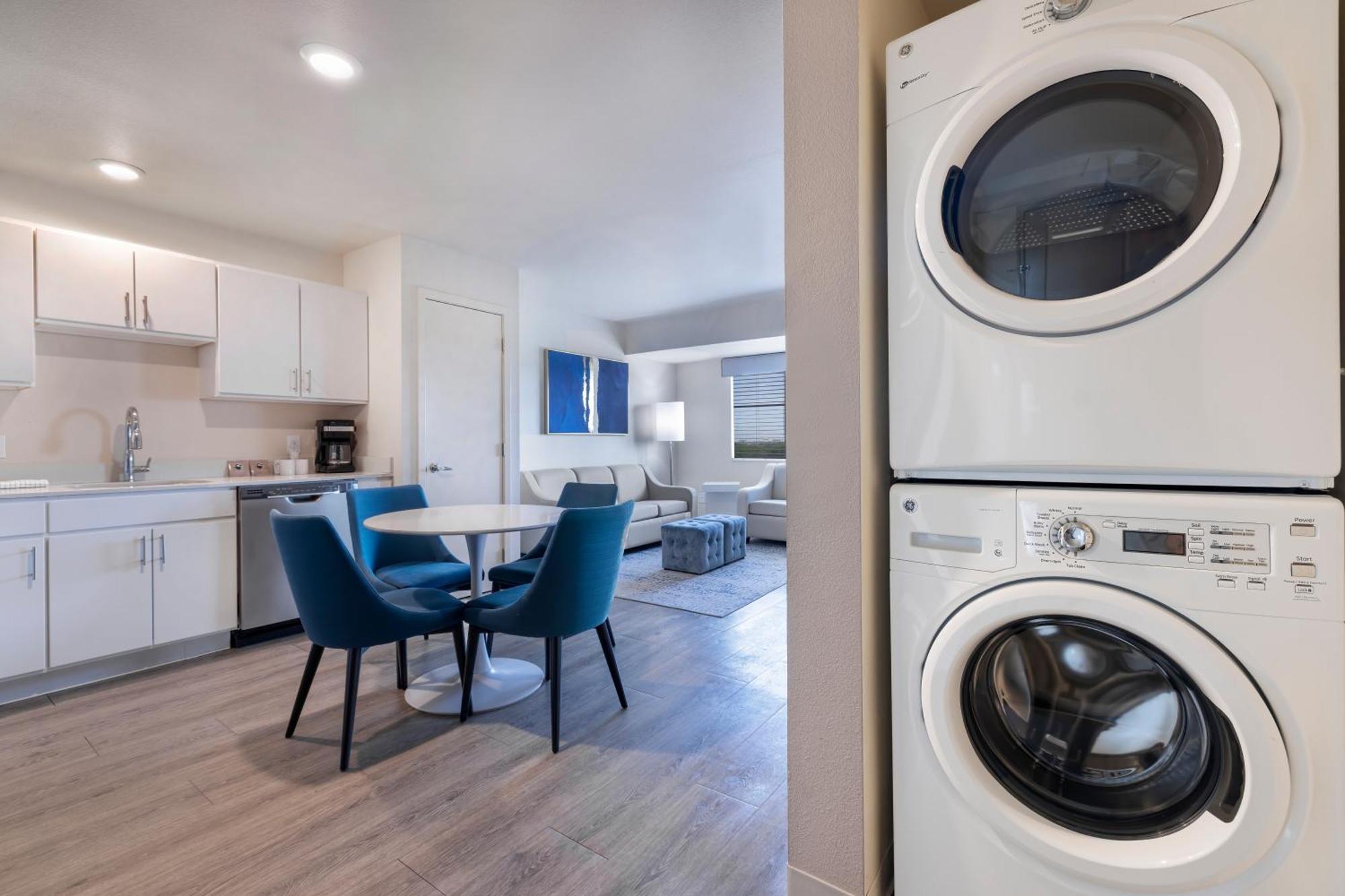 Soka Suites Dallas - Las Colinas Ървинг Екстериор снимка