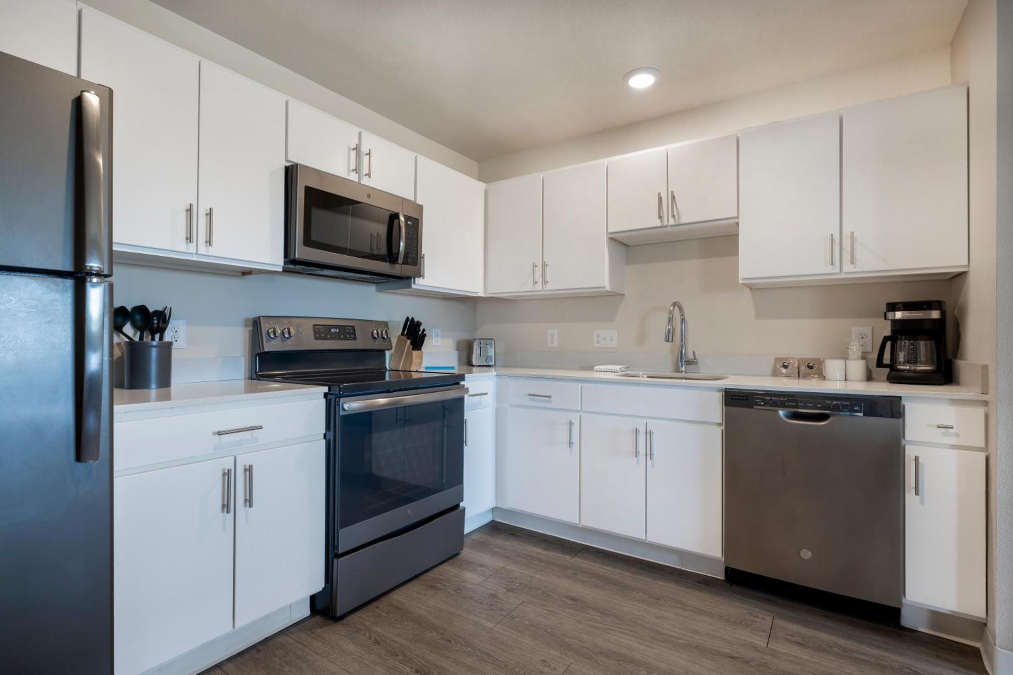 Soka Suites Dallas - Las Colinas Ървинг Екстериор снимка
