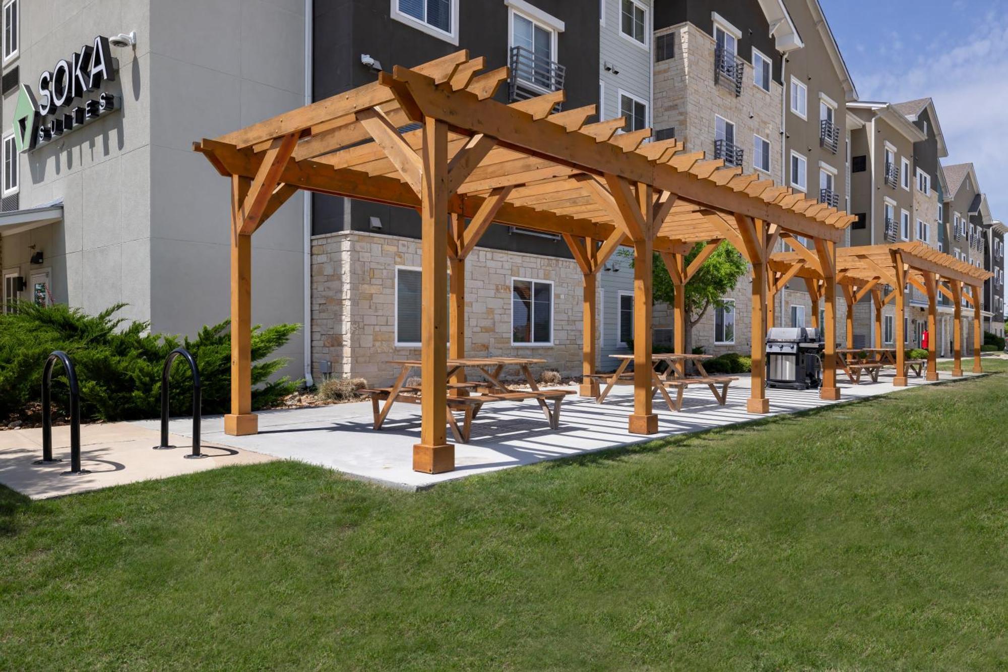 Soka Suites Dallas - Las Colinas Ървинг Екстериор снимка