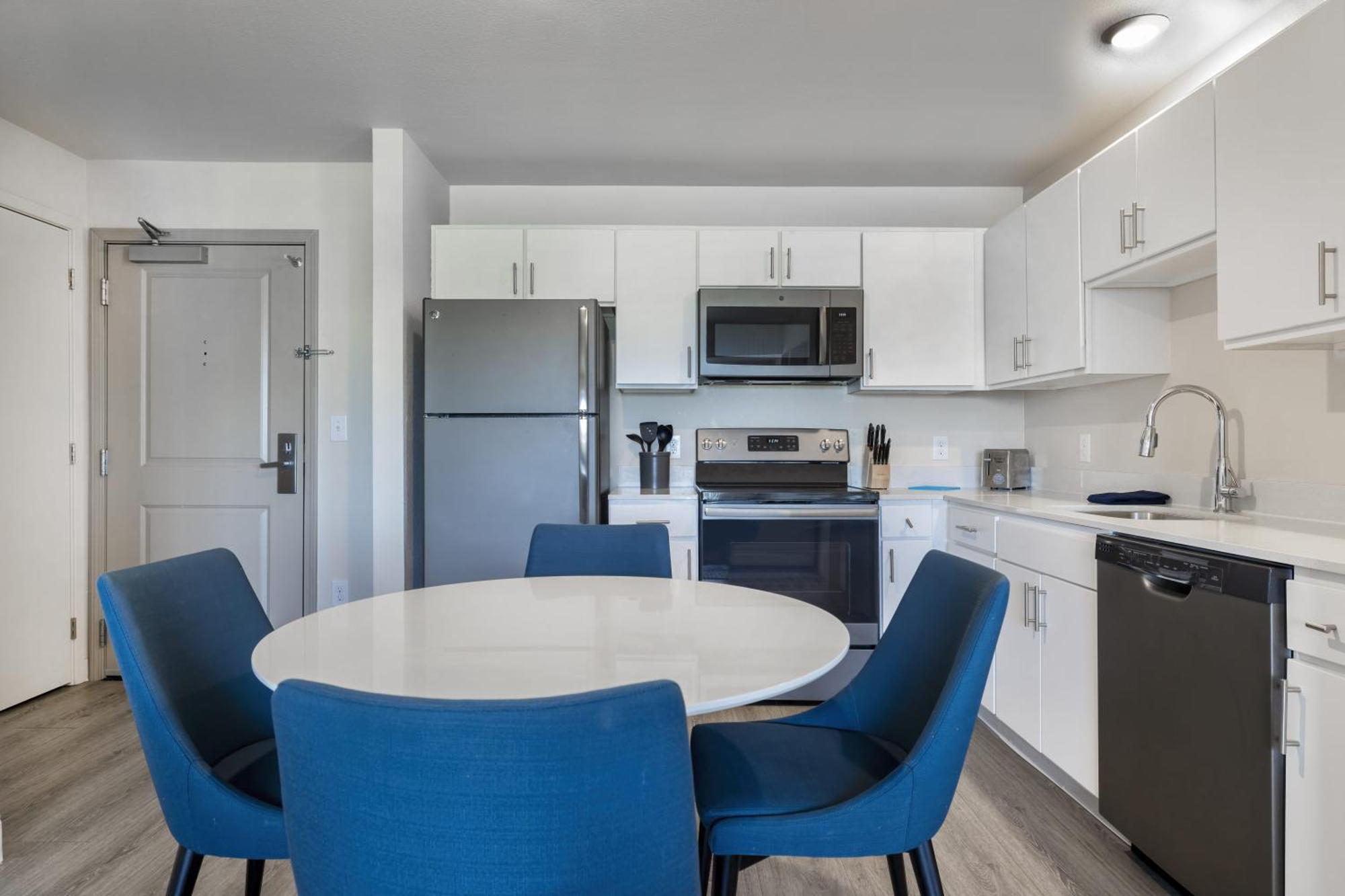 Soka Suites Dallas - Las Colinas Ървинг Екстериор снимка